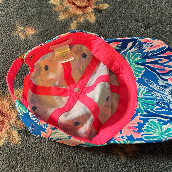 Lilly Pulitzer Run Around Cap Jet Stream - Picture 4 of 5